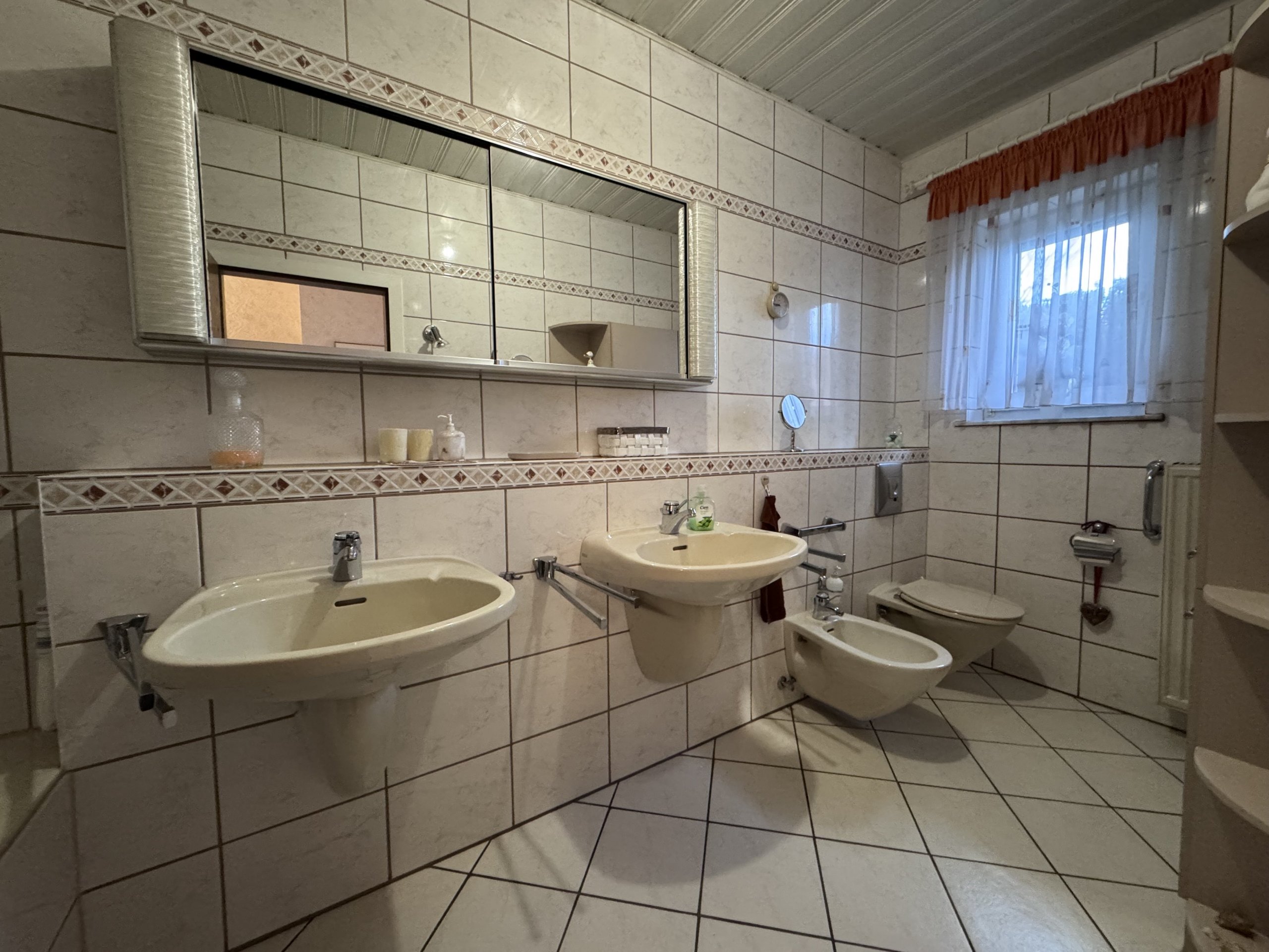 Großzügige Erdgeschosswohnung mit Garten und Garage in ruhiger Lage von Coesfeld