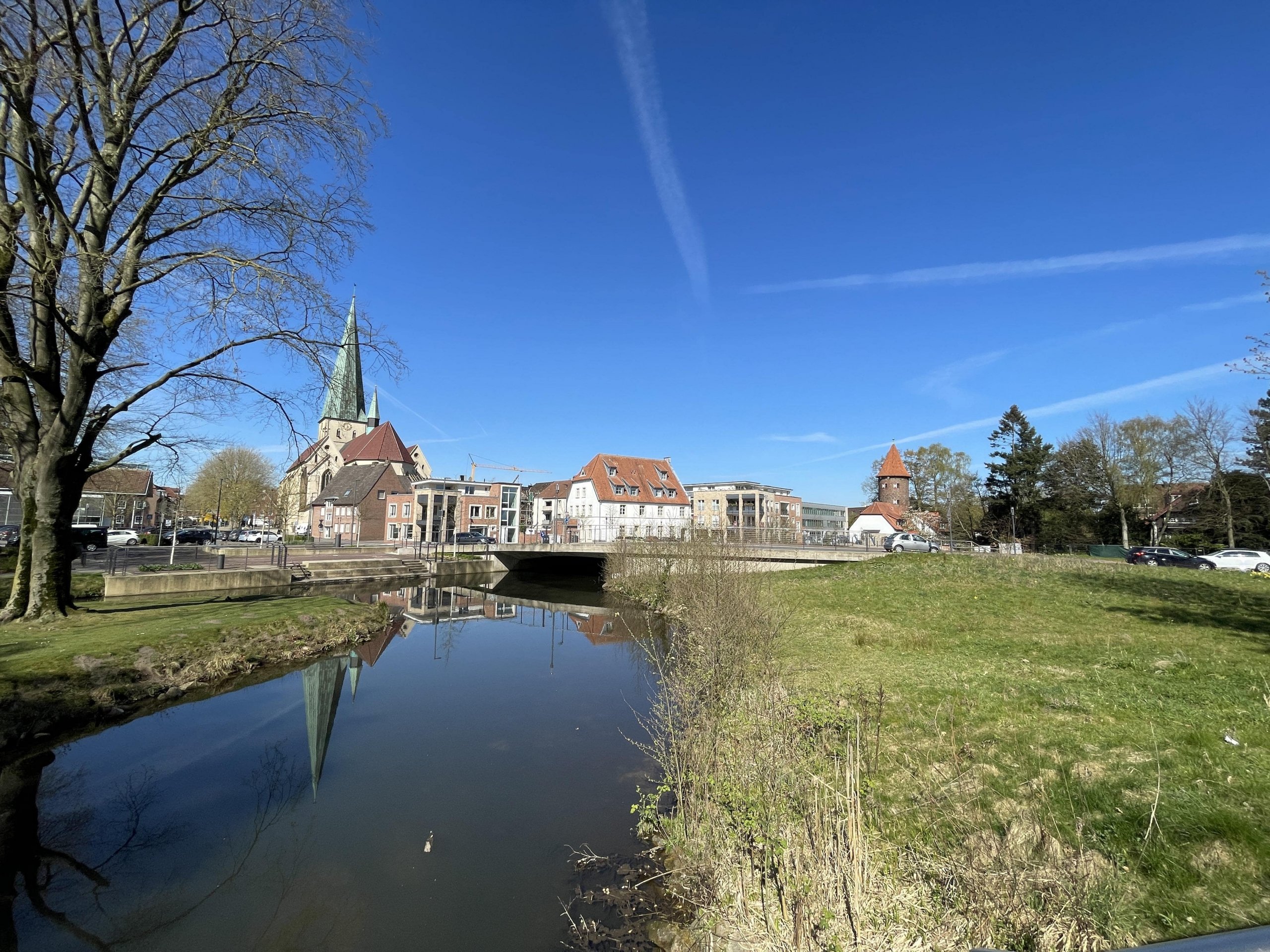 Exponierte Gewerbefläche im Erdgeschoss, zentral in Borken an der Aa im Haus „Wassermühle“ gelegen.