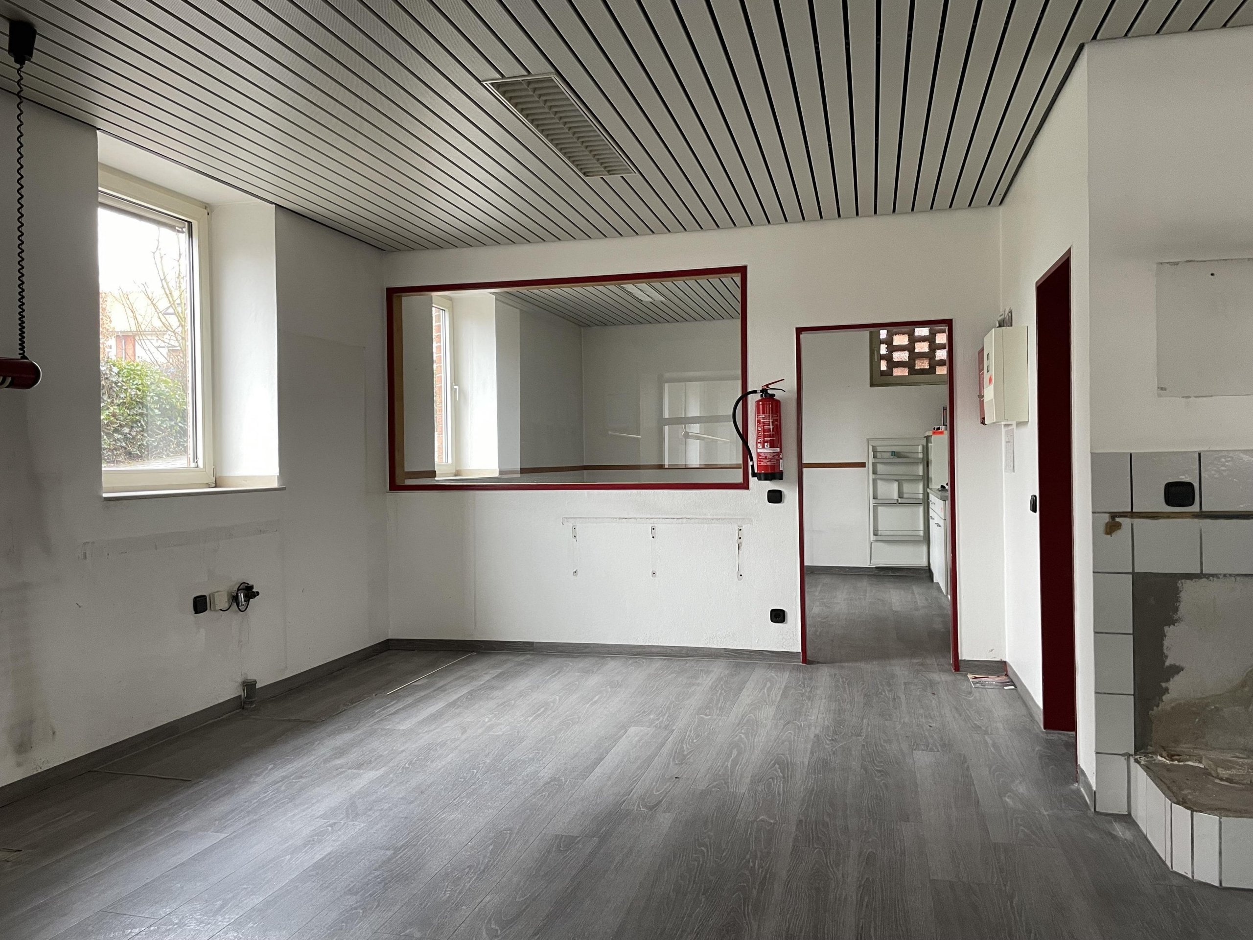 Großzügige und helle Bürofläche im Herzen von Nottuln zu mieten.