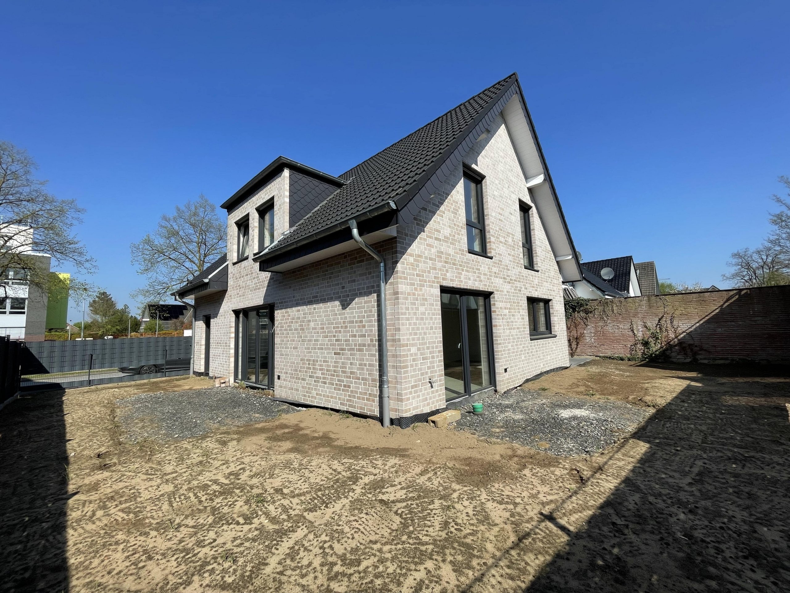 Neubau in Borken-Gemen: Freistehendes Einfamilienhaus zum FESTPREIS! Bezugsfertig Anfang 2026