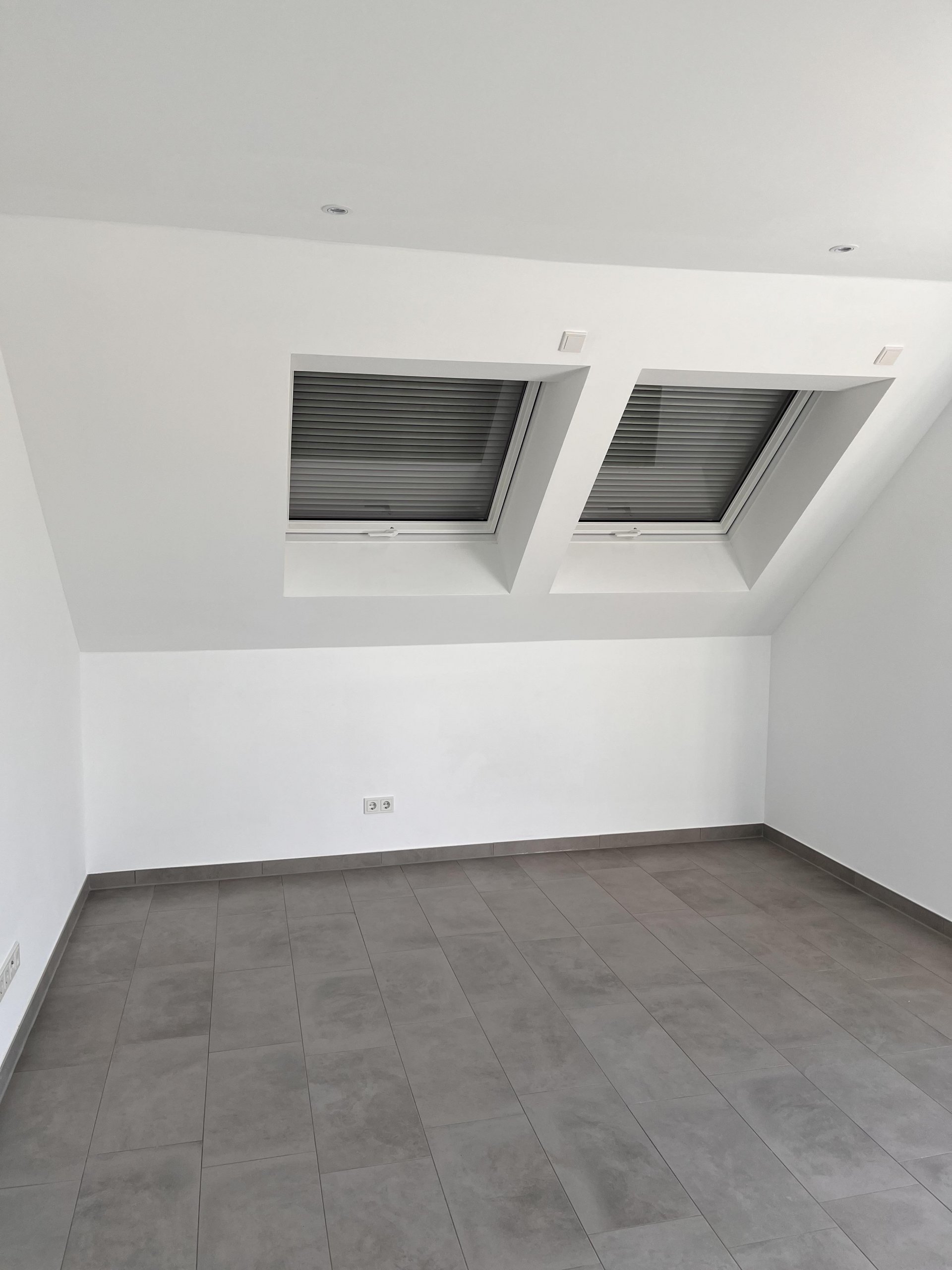 Moderne Dachgeschosswohnung mit Balkon im 3-Familienhaus in Coesfeld