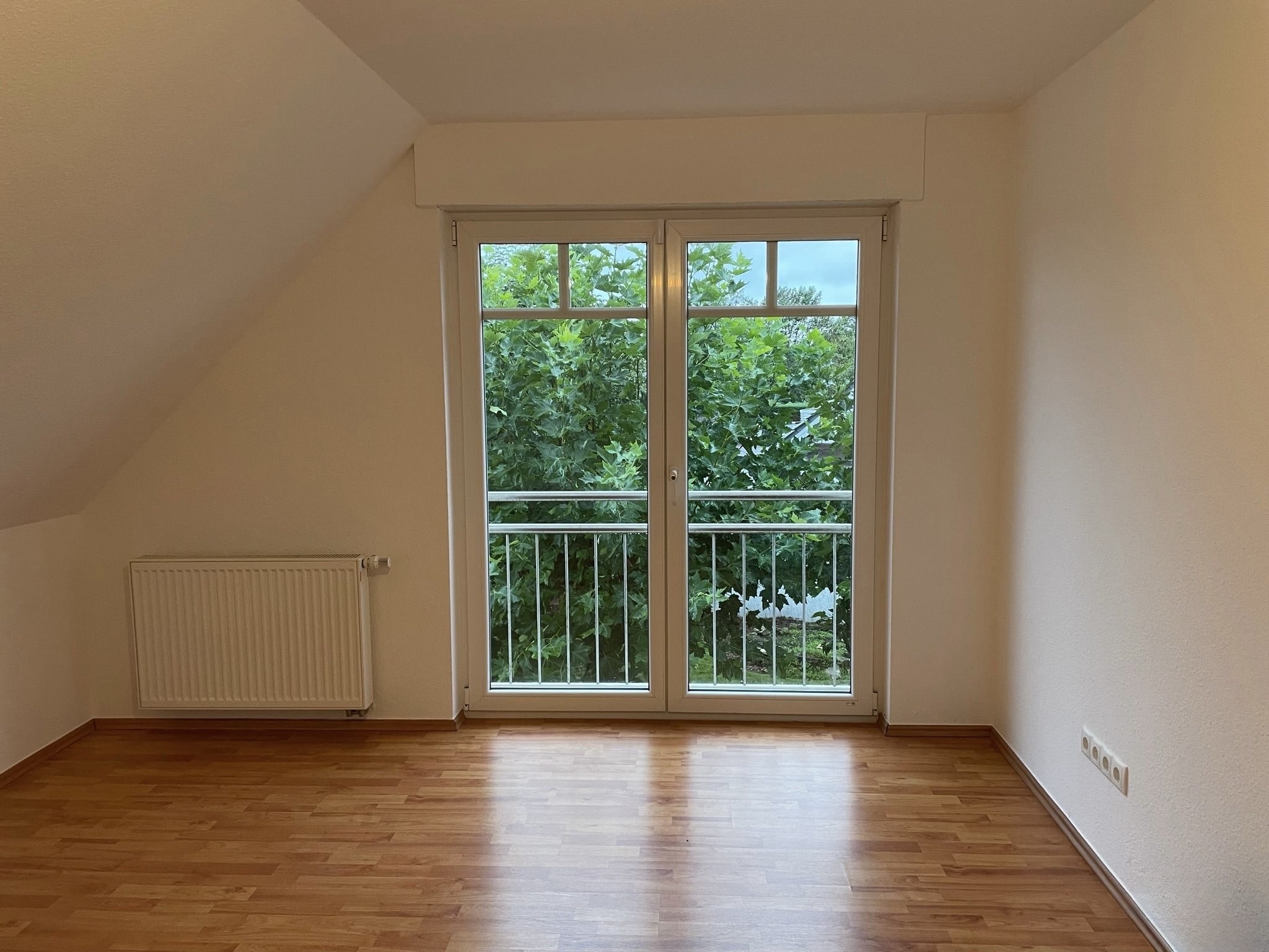 Freistehendes Einfamilienhaus im mediterranen Stil mit Vollkeller und übergroßer Garage in Olfen!