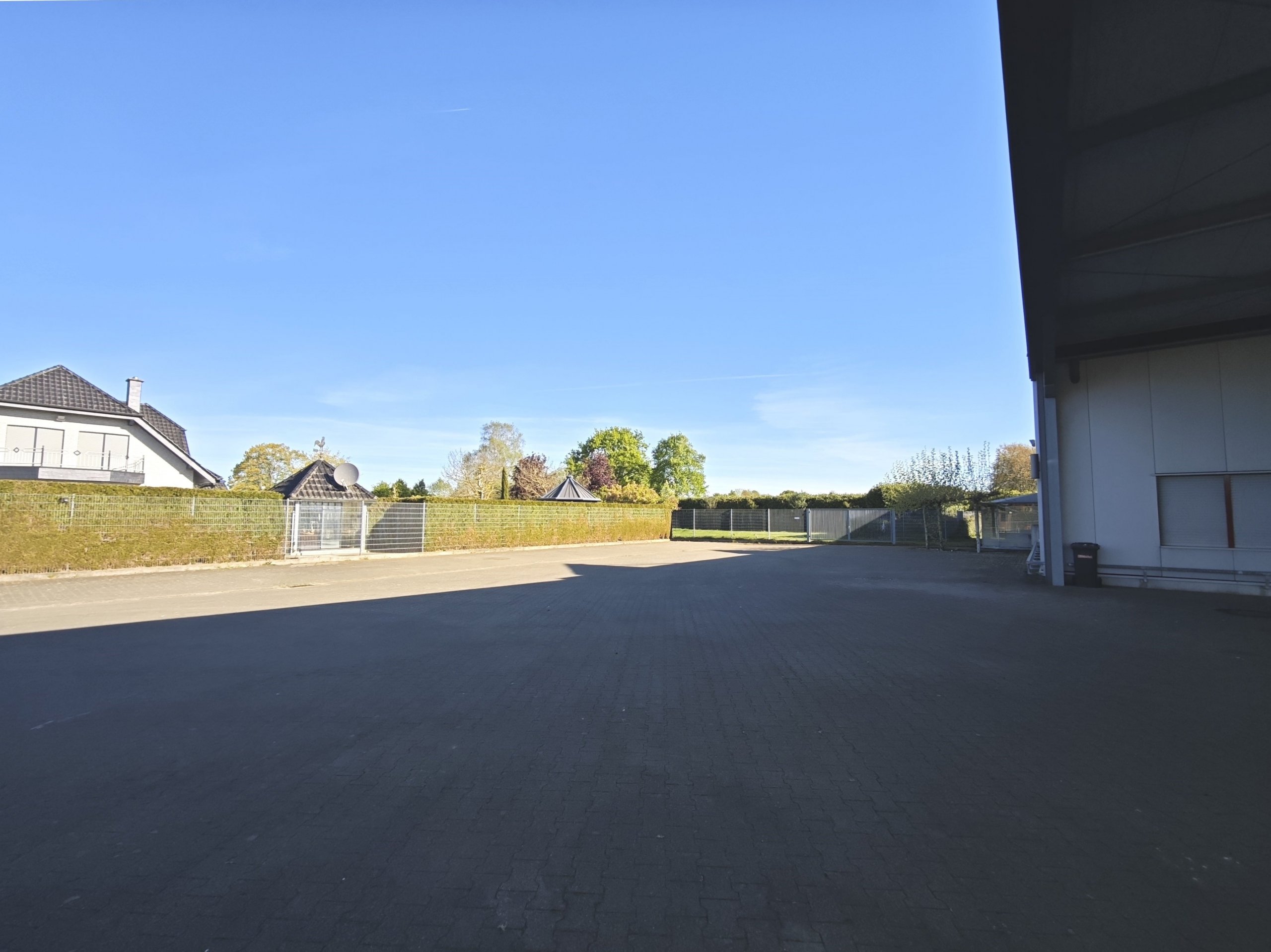 *Idealer Standort für Produktion & Gewerbe* – funktionale Halle zur Anmietung in Raesfeld-Erle