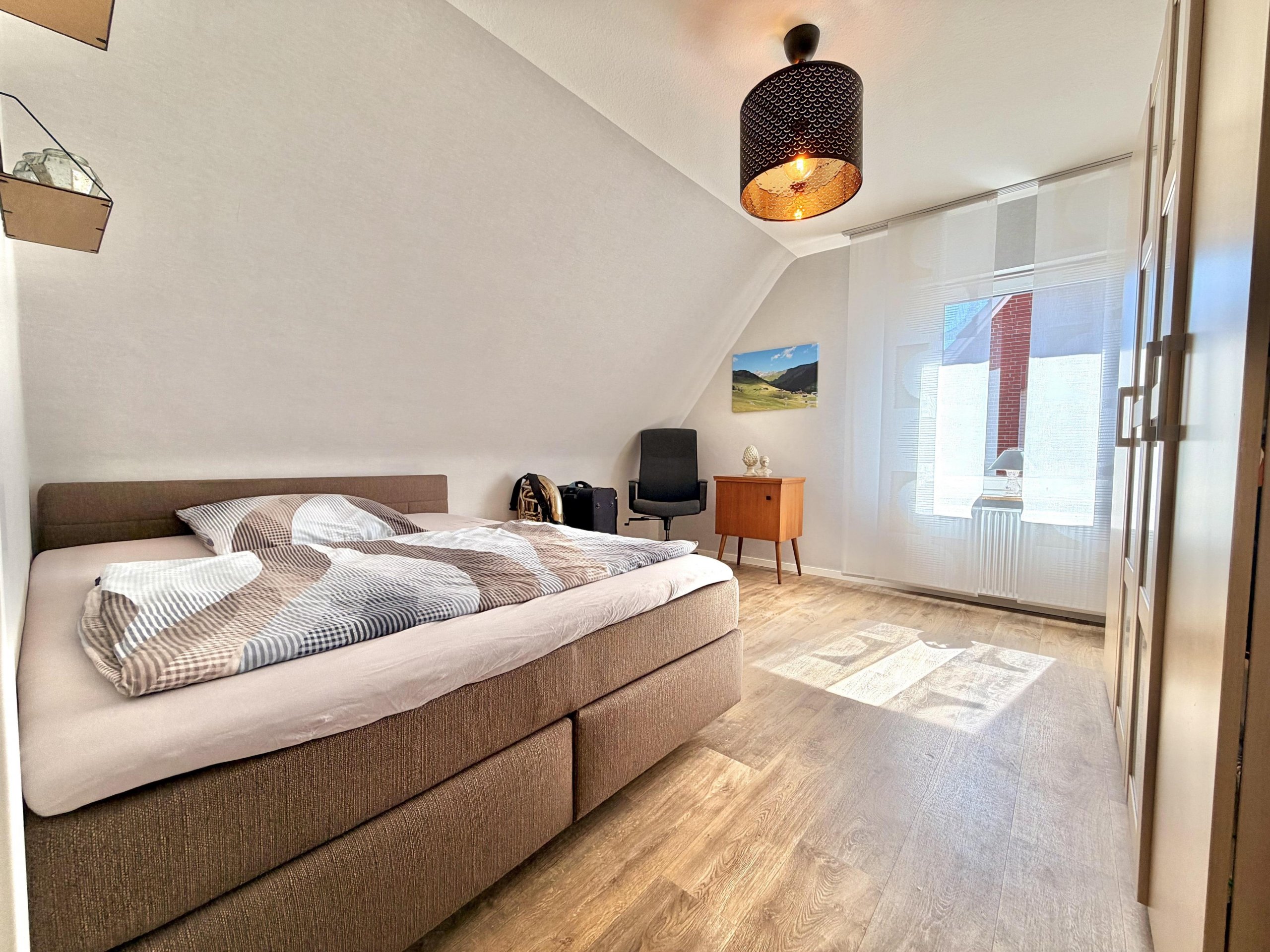 Zwei Familien ein Zuhause. Großes modernisiertes Zweifamilienhaus mit klarer Aufteilung in Südlohn