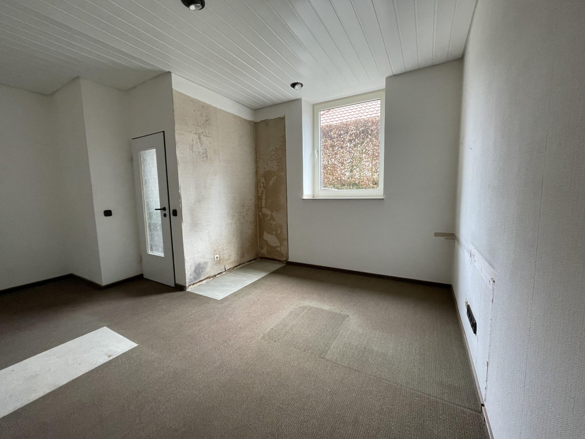 Großzügige und helle Bürofläche im Herzen von Nottuln zu mieten.