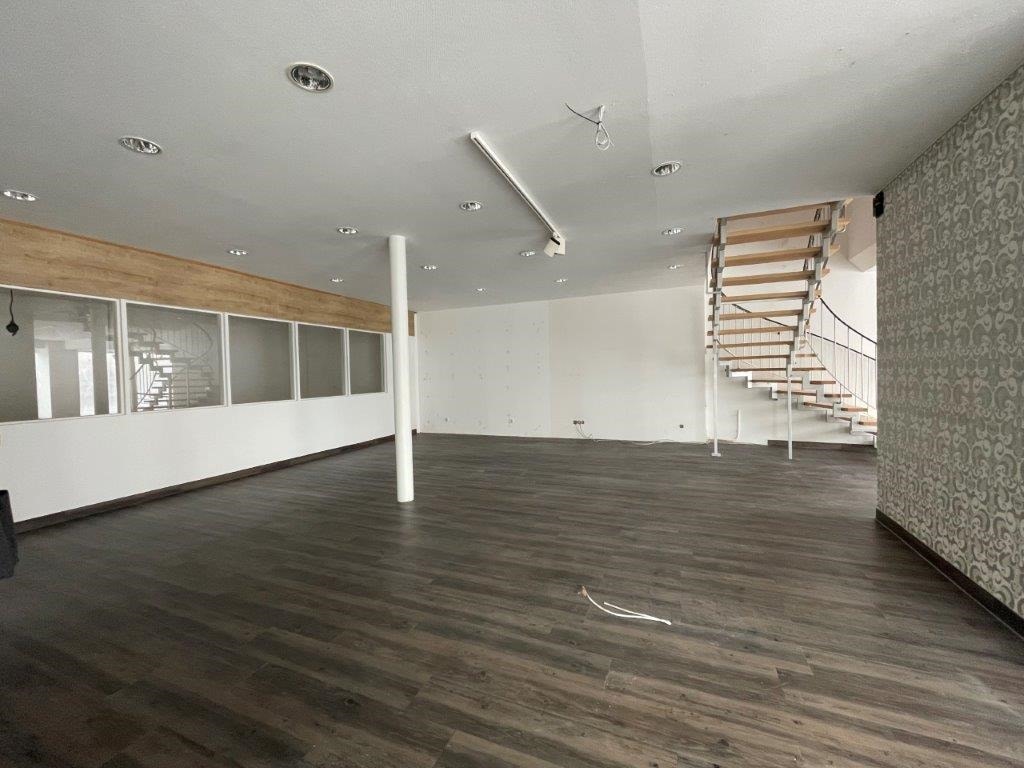 Stadtlohn – Perfekte Lage! Lichtdurchflutete Geschäftsfläche oder Praxis/Büro