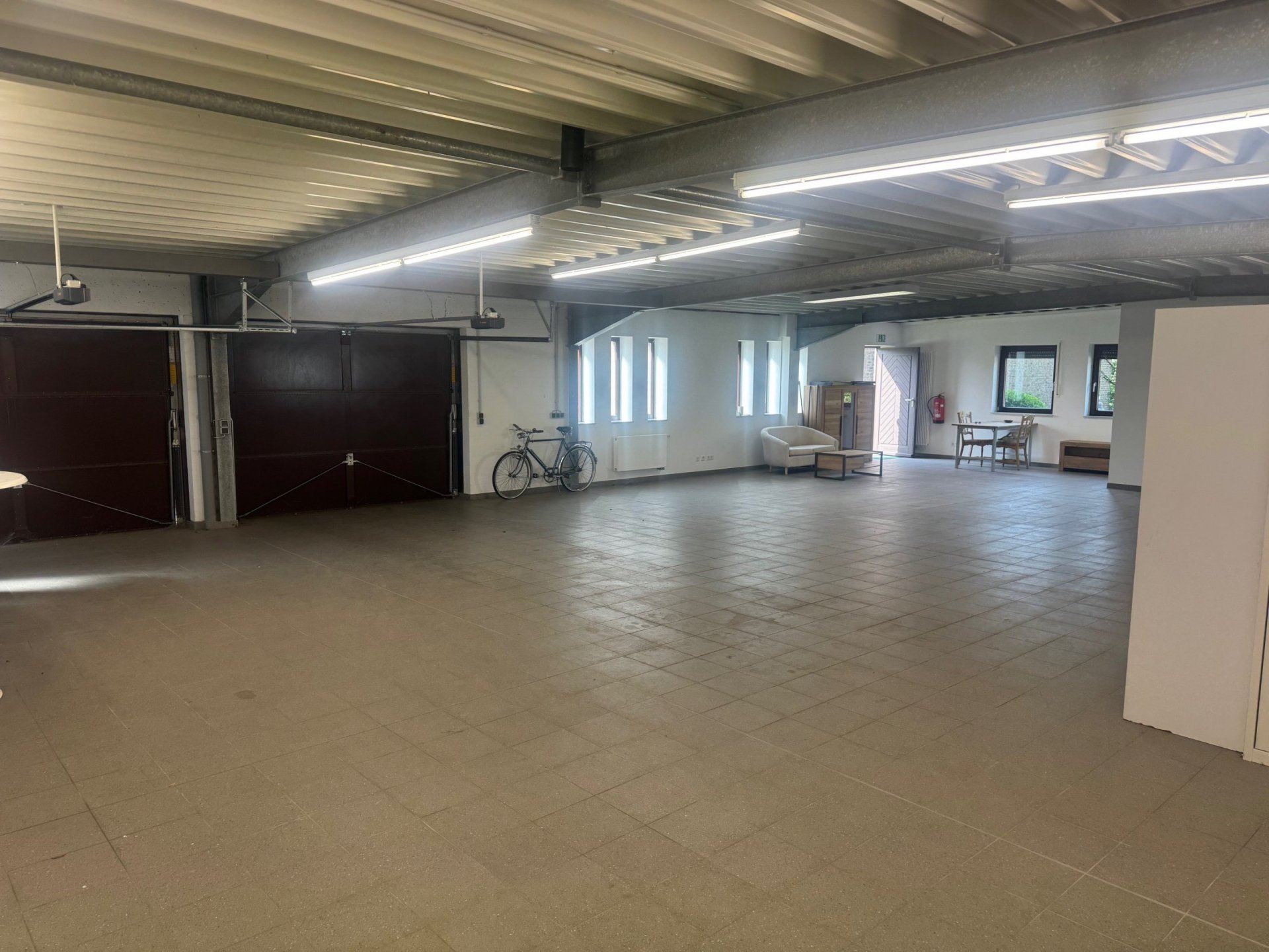 Gepflegtes Wohnhaus mit Gewerbehalle! Vielseitige Immobilie in attraktiver Lage von Lüdinghausen!