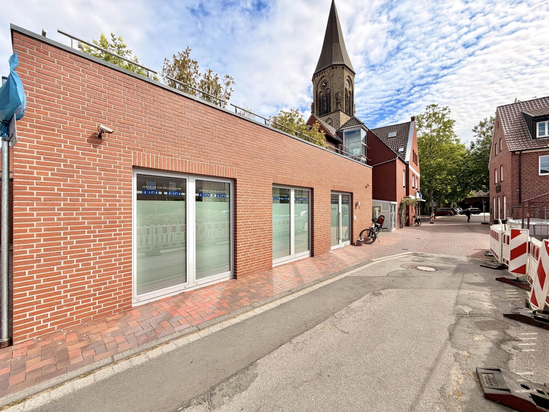 Moderne Praxis im Erdgeschoss, barrierefrei im Zentrum von Stadtlohn zu vermieten!