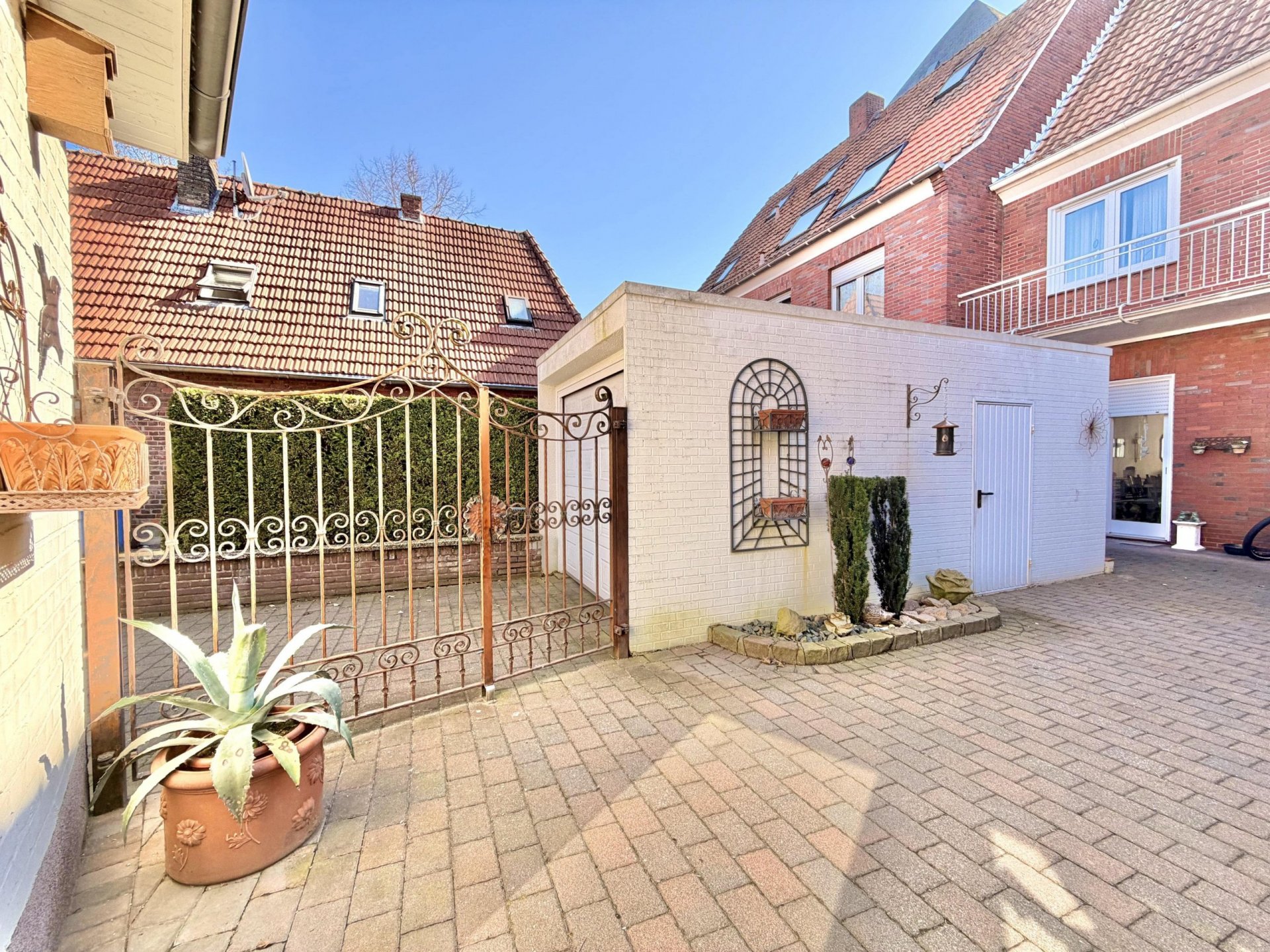 Zweifamilienhaus Reihenhaus mit Potenzial für Wohnbebauung im Herzen von Südlohn