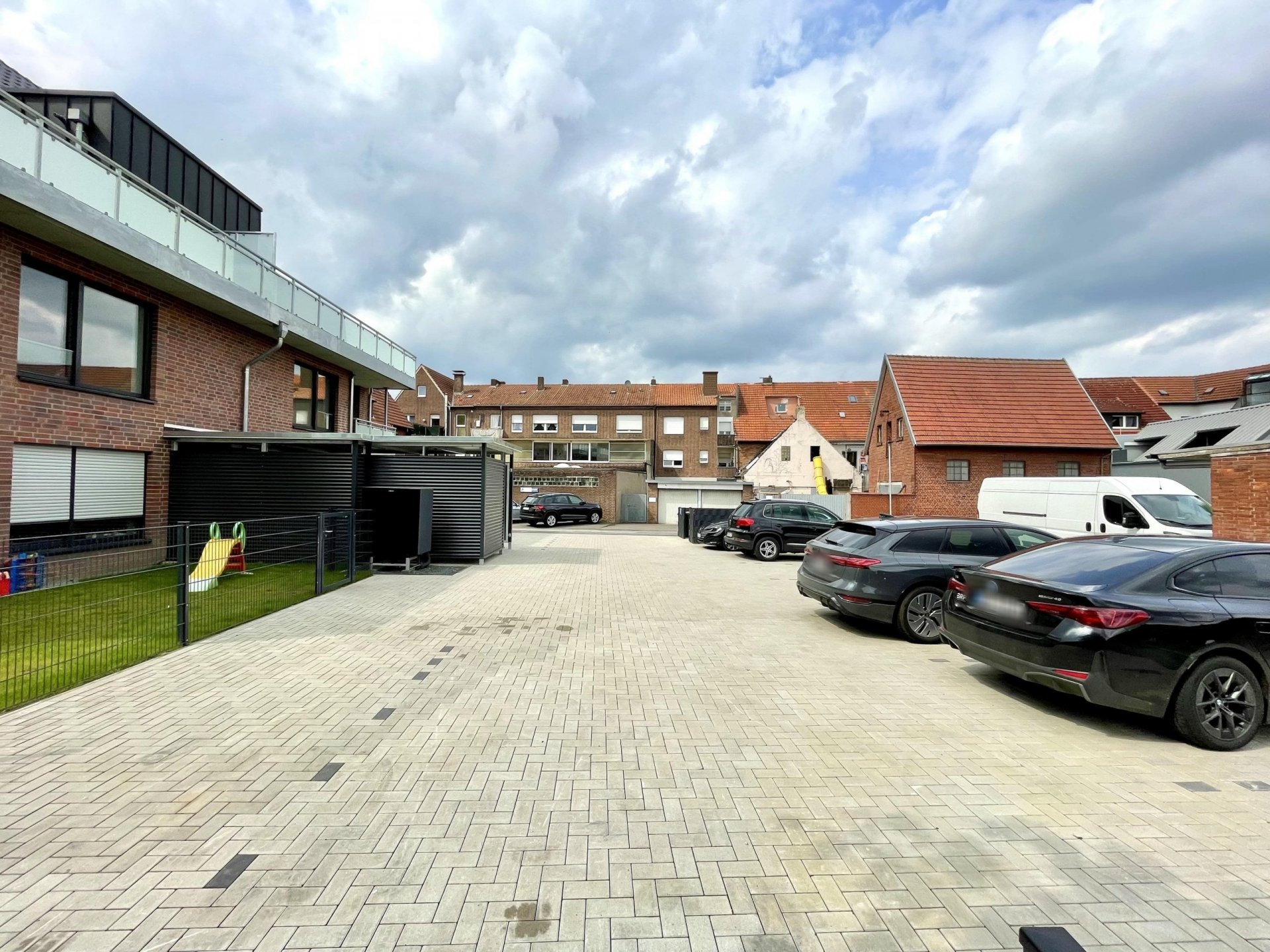 Dachterrasse mit City-Blick: 3-Z.-Maisonettewohnung mit Kellerraum und Aufzug in Borken! (WHG 6)