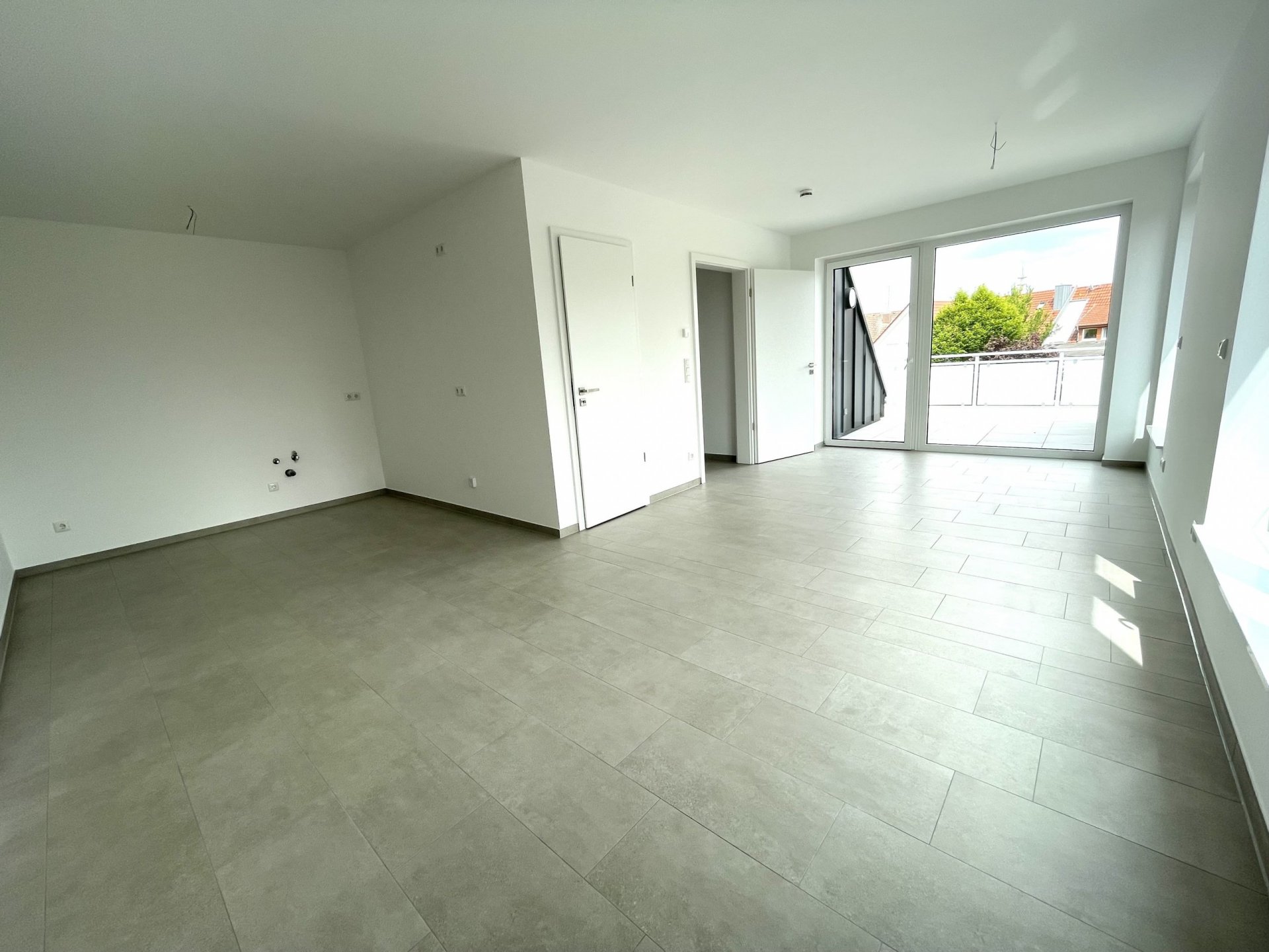Dachterrasse mit City-Blick: 3-Z.-Maisonettewohnung mit Kellerraum und Aufzug in Borken! (WHG 6)