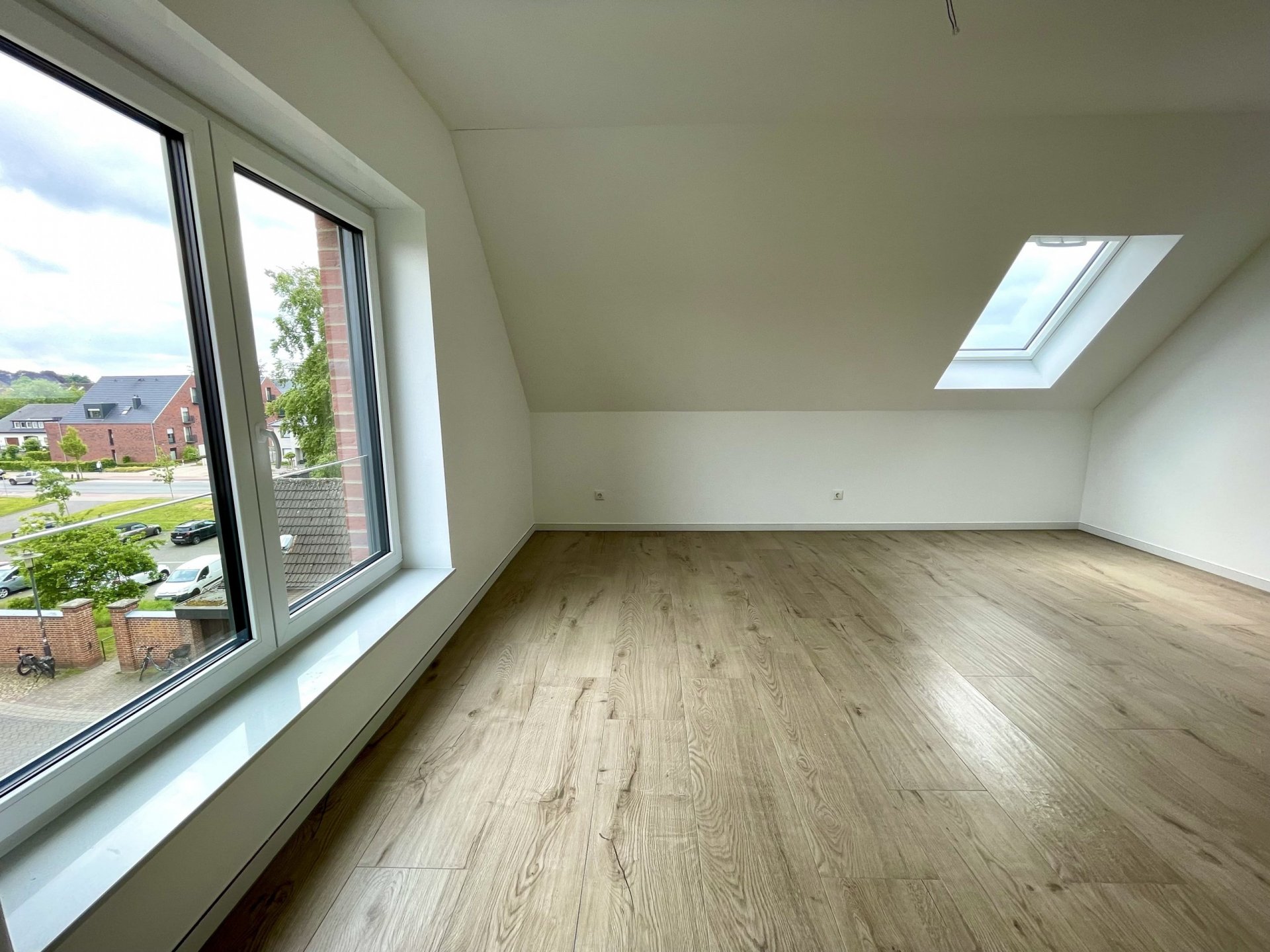Dachterrasse mit City-Blick: 3-Z.-Maisonettewohnung mit Kellerraum und Aufzug in Borken! (WHG 6)