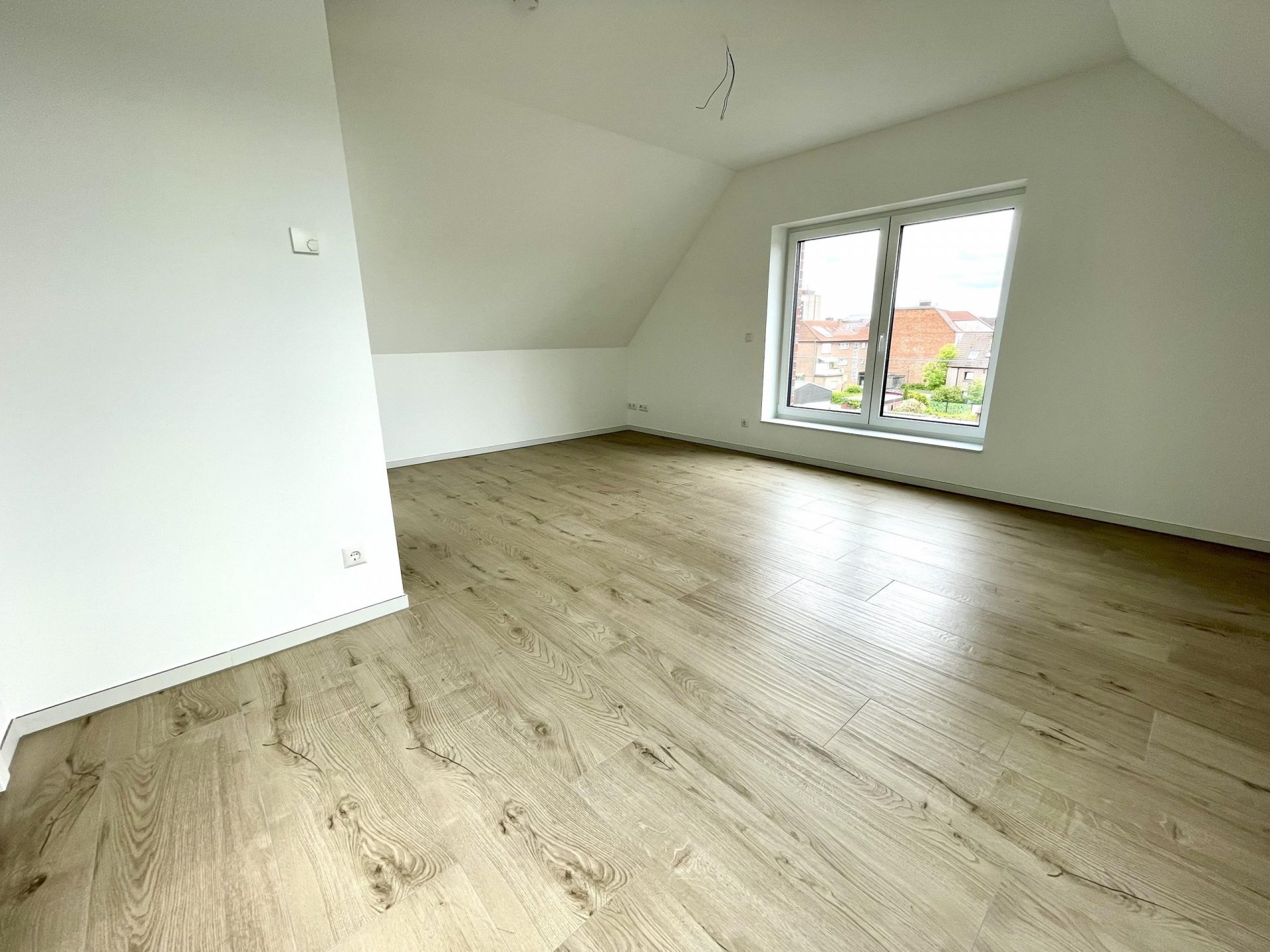 Dachterrasse mit City-Blick: 3-Z.-Maisonettewohnung mit Kellerraum und Aufzug in Borken! (WHG 6)