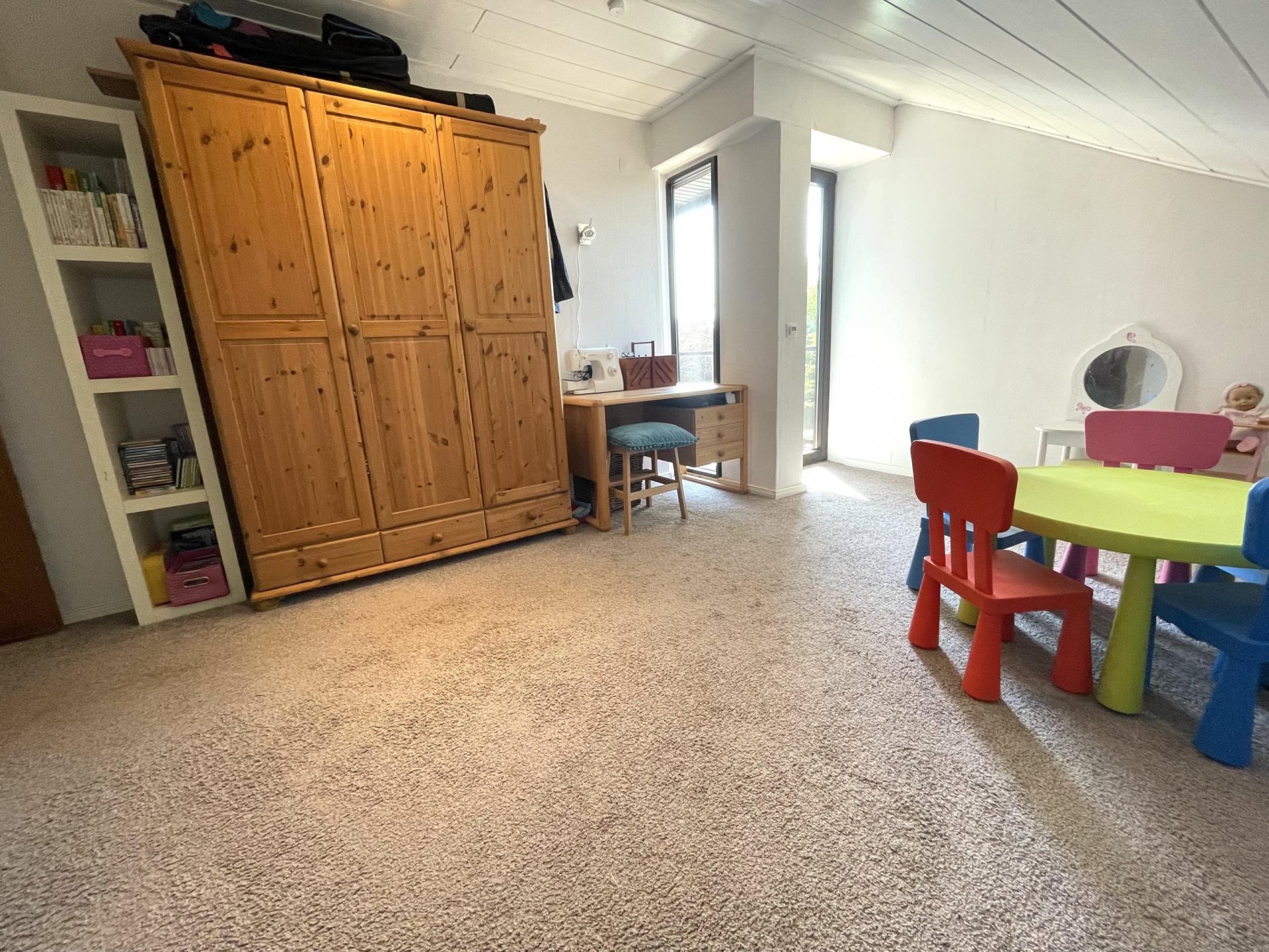 Freistehendes XL-Ein- bis Zweifamilienhaus in idyllischer Wohnlage von Borken-Burlo!