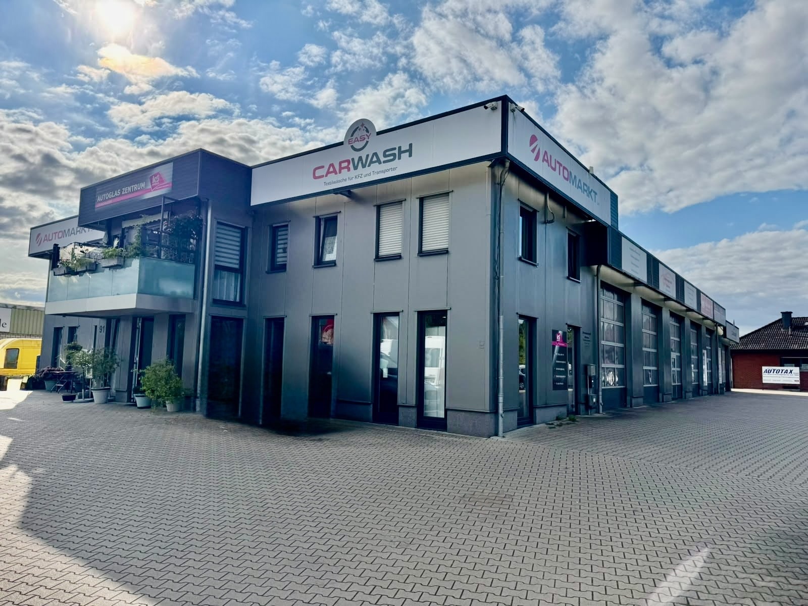Moderne Gewerbeimmobilie mit Betriebsleiterwohnung in verkehrsgünstiger Lage von Lüdinghausen!