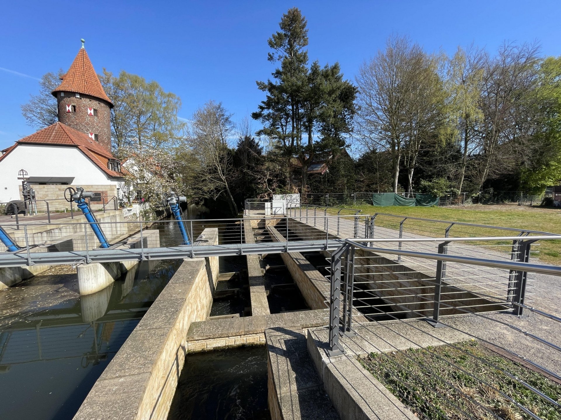 Exponierte Gewerbefläche im Erdgeschoss, zentral in Borken an der Aa im Haus „Wassermühle“ gelegen.