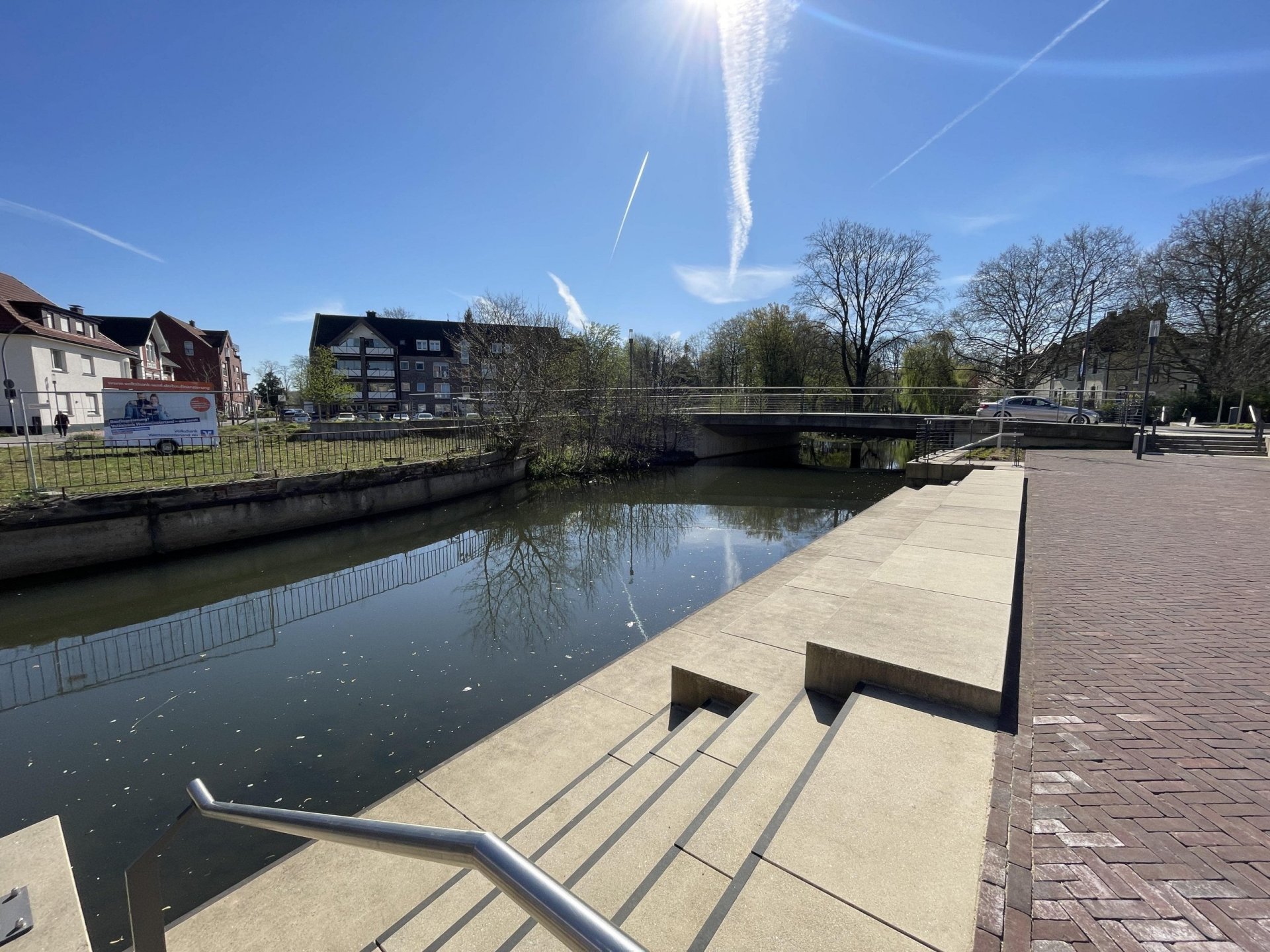 „Haus Aa-Terrassen“: Wohnungen im 1. Obergeschoss mit Fluss-Blick im Mühlenareal in Borken! (Whg. 1)