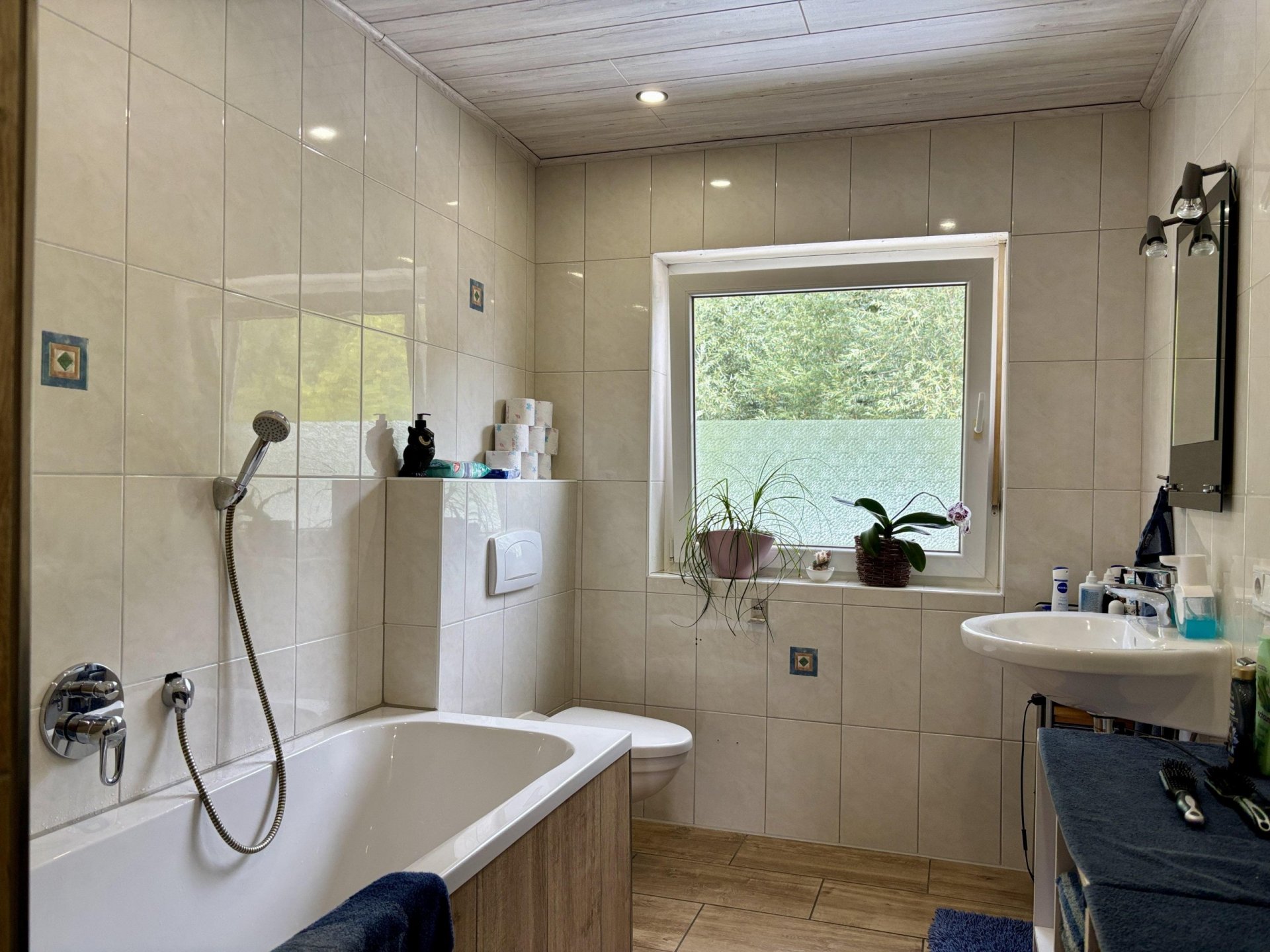 Ein-/Zweifamilienhaus mit Keller und Garage in Lüdinghausen