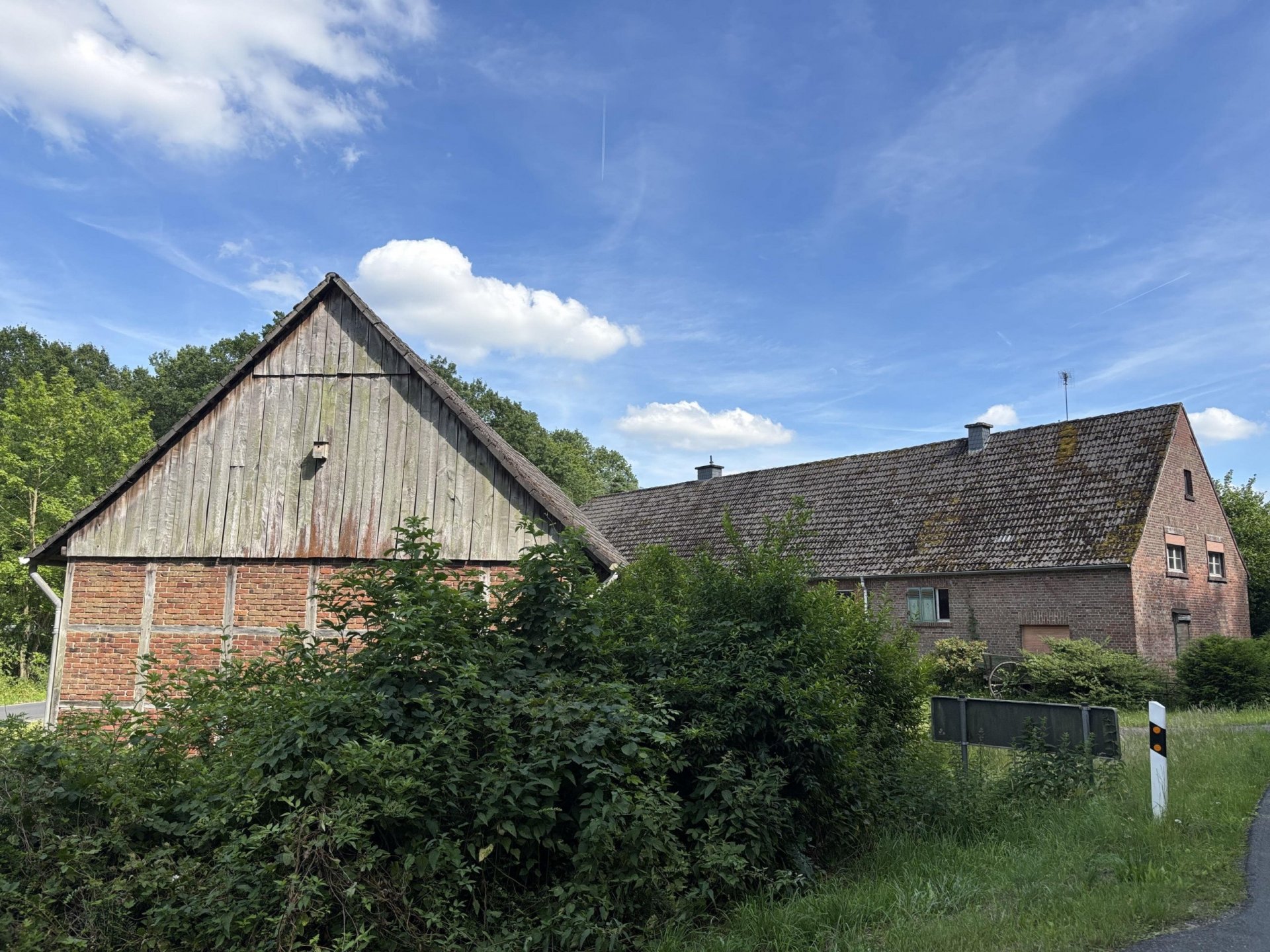 Resthof mit Stallungen und Scheune im Außenbereich von Ascheberg!