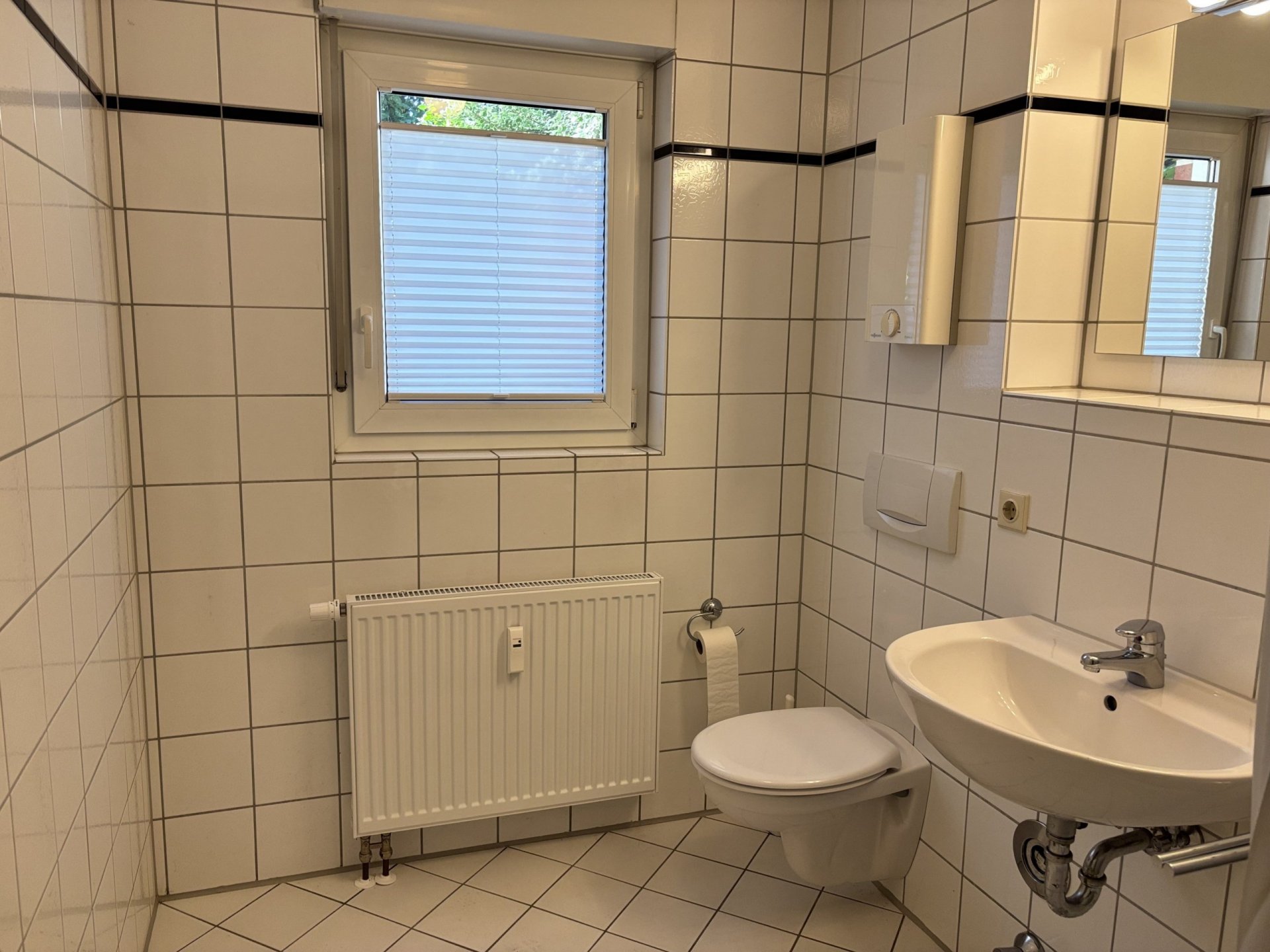 Kapitalanleger und Selbstnutzer aufgepasst! Erdgeschosswohnung mit Souterrain u. großen Garten!